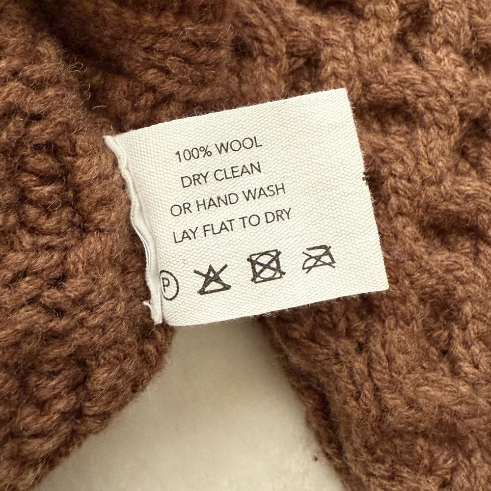 Meadows Quince Thick Cable Knit 100% Wool Cardigan Size US 6 Chocolate Brown - Picture 8 of 10